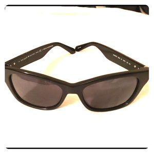 Women’s Kate spade cat eye sunglasses.